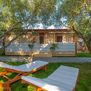 camp-port.hotelinzadar.com/